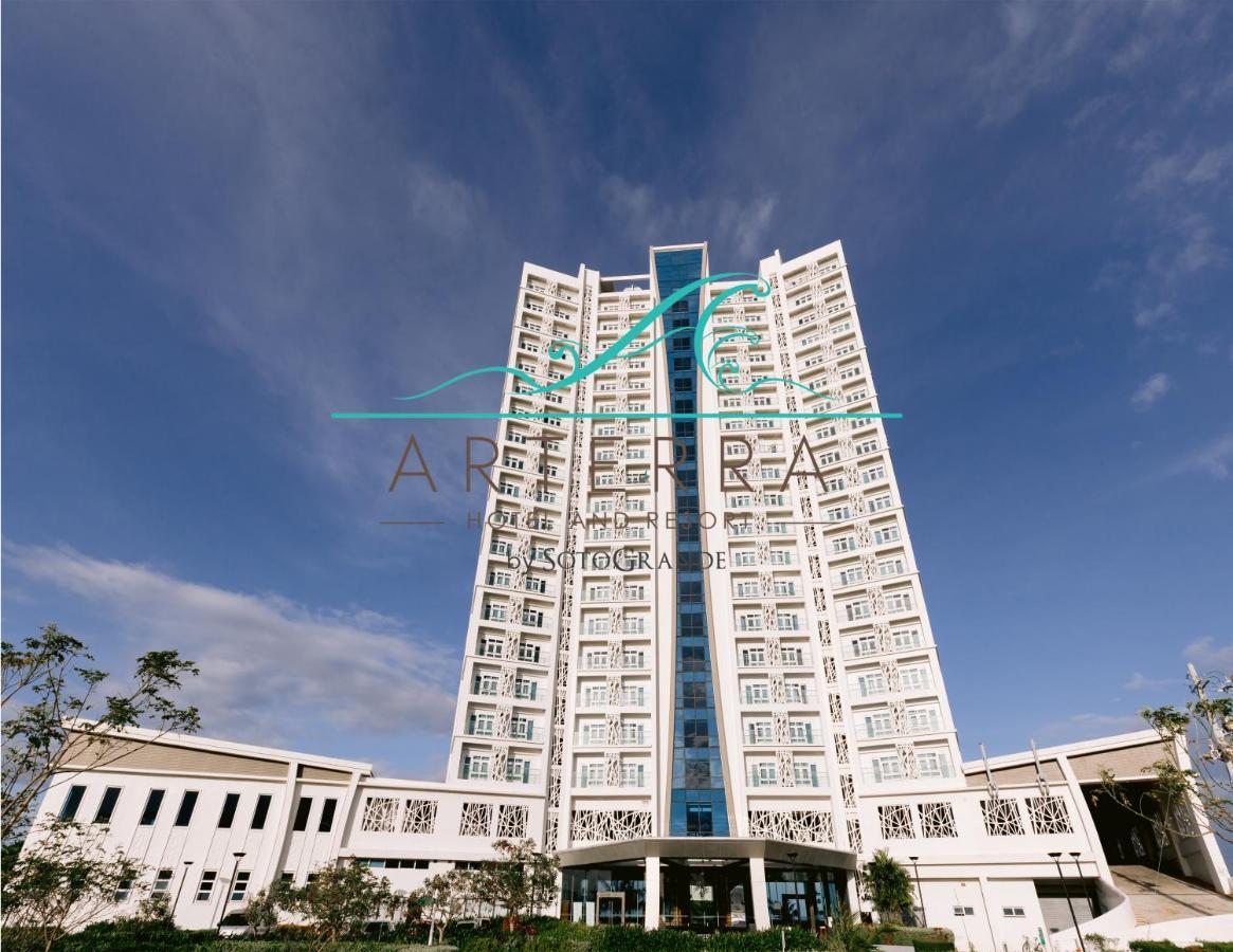 Arterra Hotel And Resort Lapu-Lapu City Exterior photo