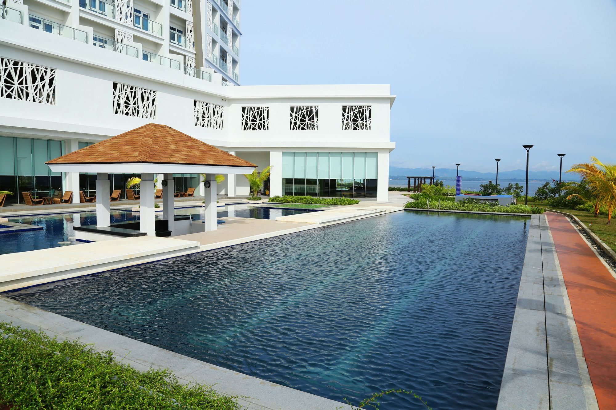 Arterra Hotel And Resort Lapu-Lapu City Exterior photo